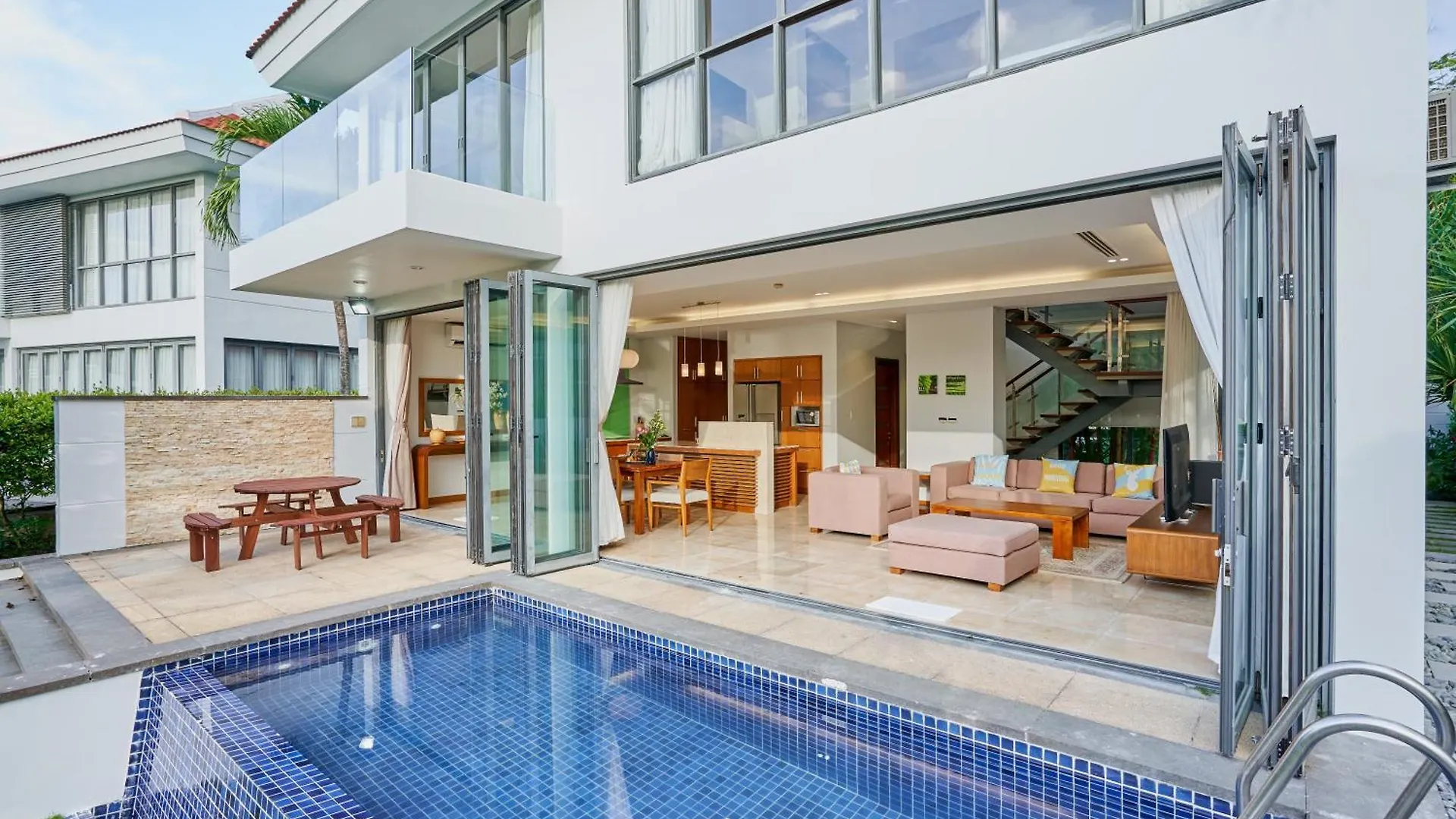 Ocean Beach Villas Danang 베트남