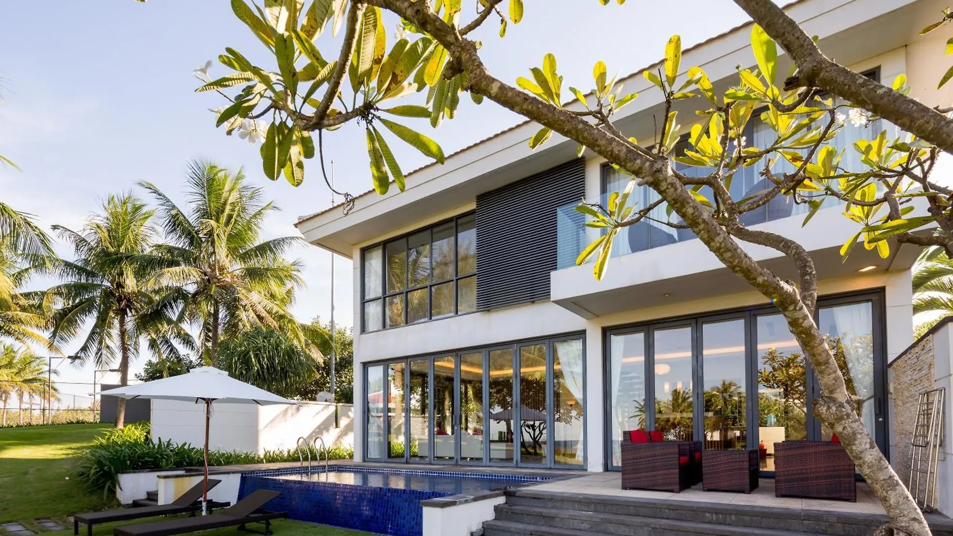 Ocean Beach Villas Danang
