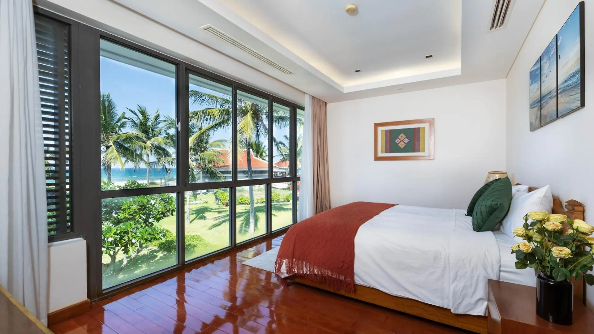 Ocean Beach Villas Danang 베트남
