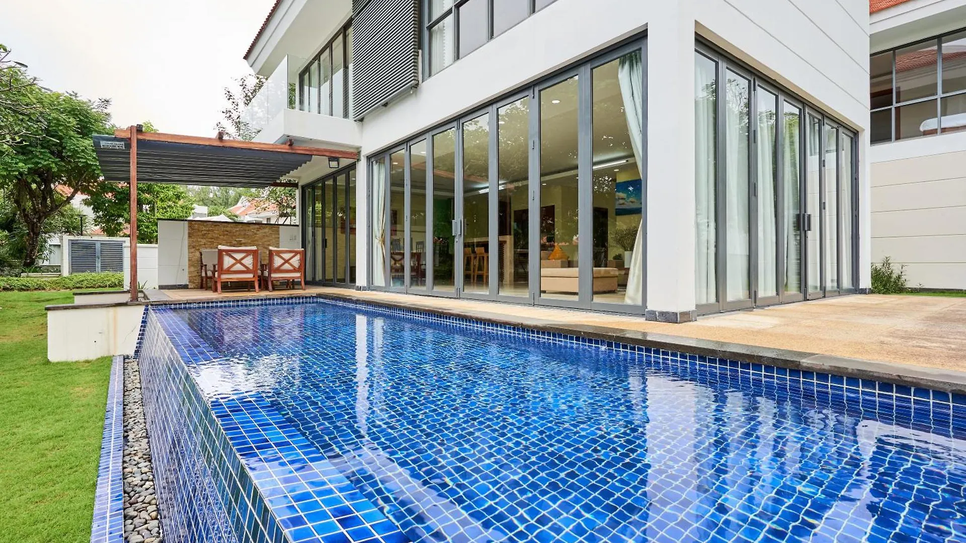 Ocean Beach Villas Danang 베트남