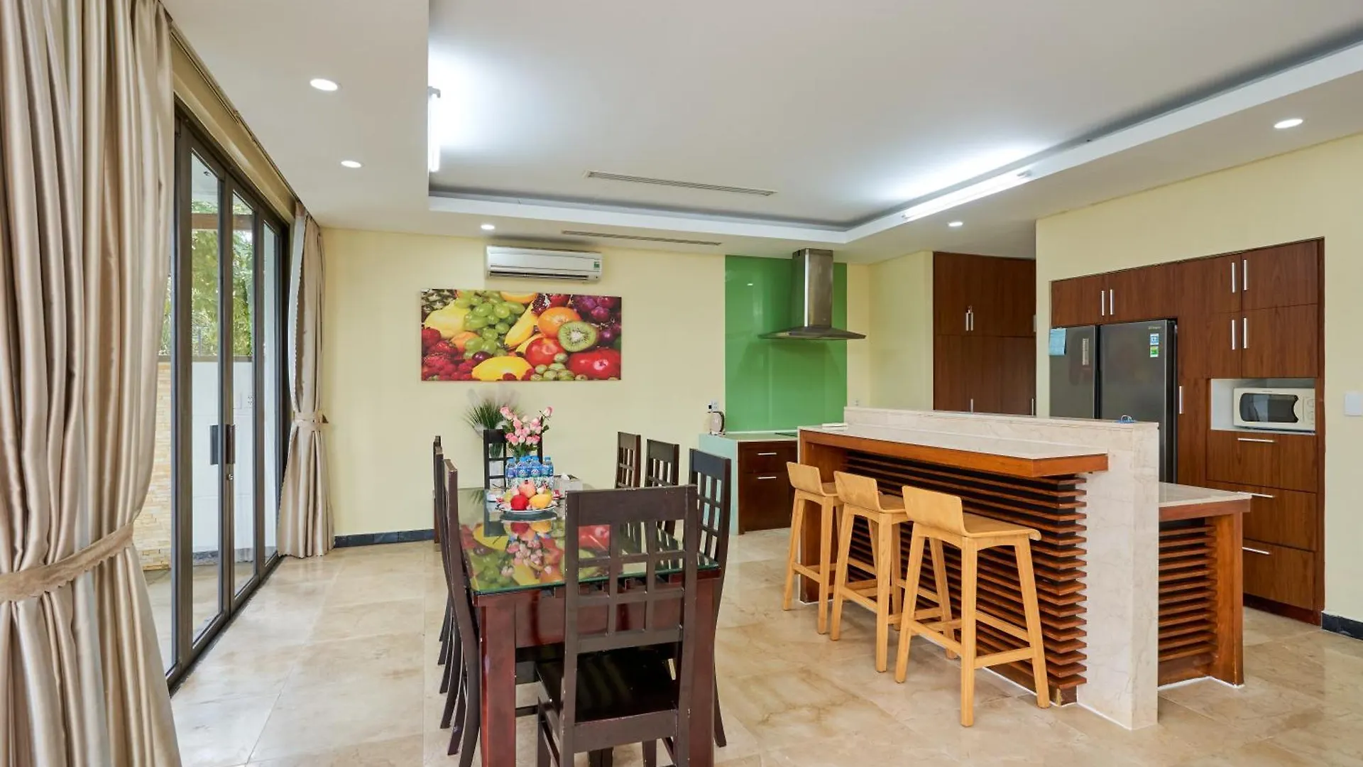 Ocean Beach Villas Danang
