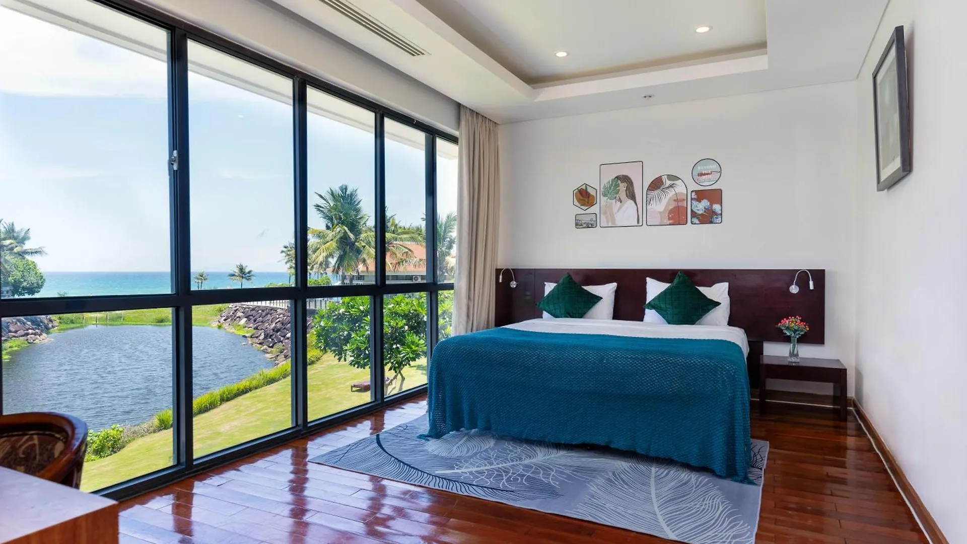 Ocean Beach Villas Danang 0*, Da Nang
